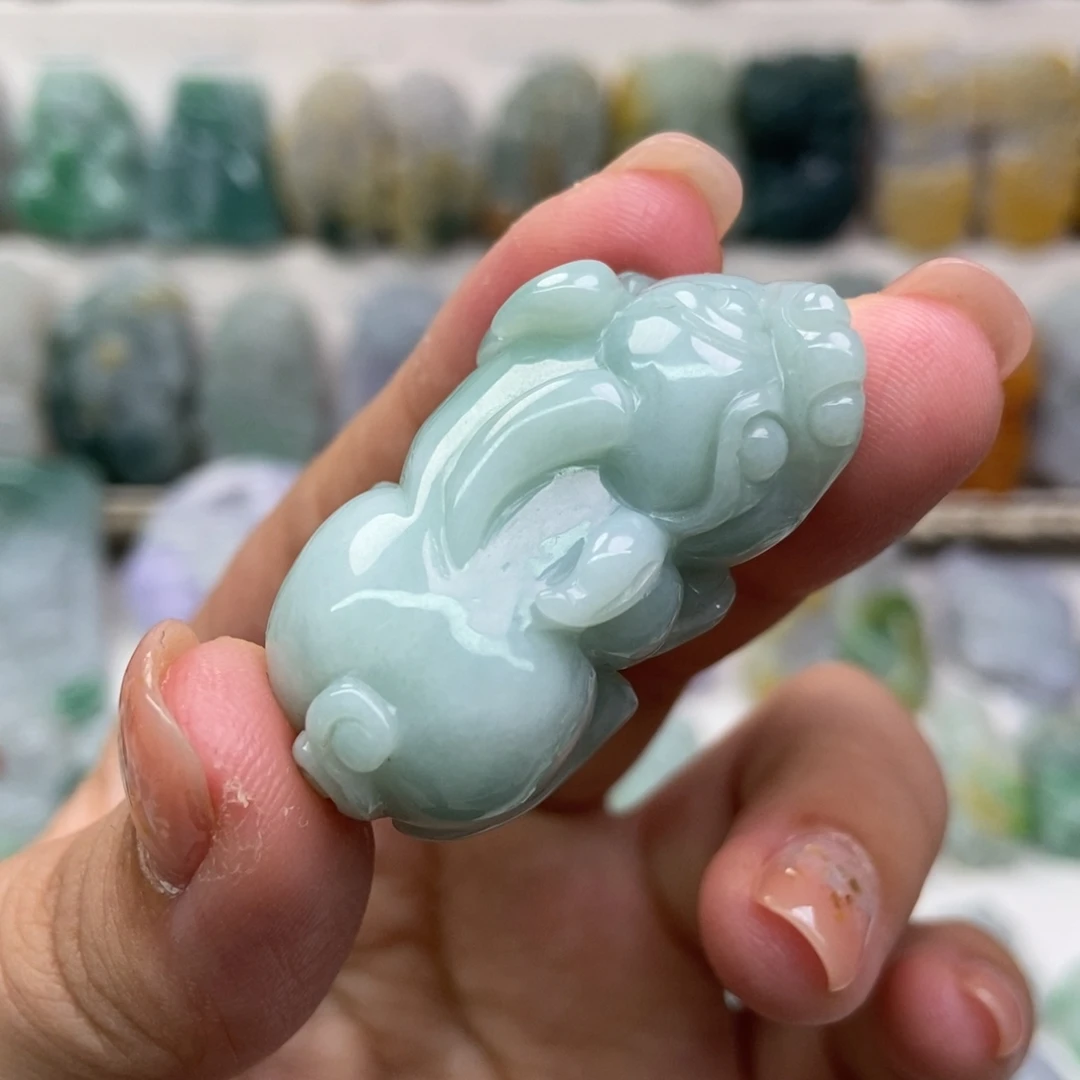 吊坠(赠链)未镶嵌翡翠