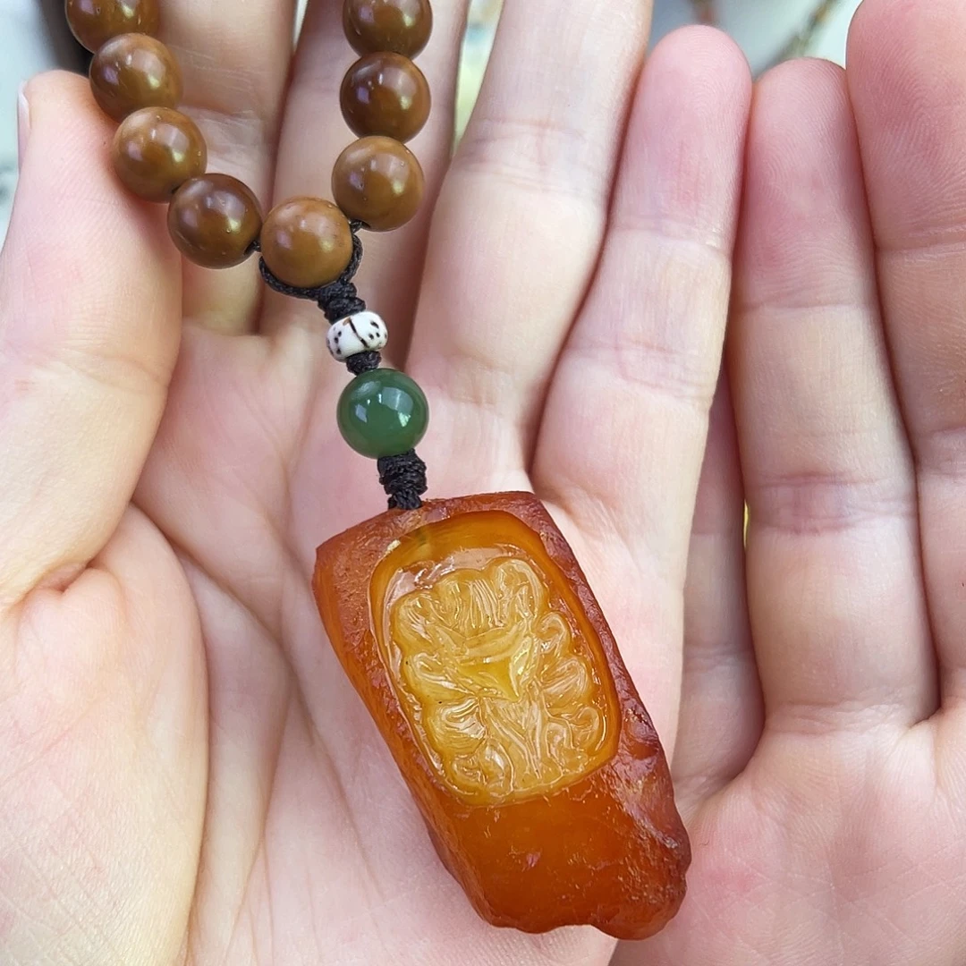 琥珀未镶嵌珠宝奇石