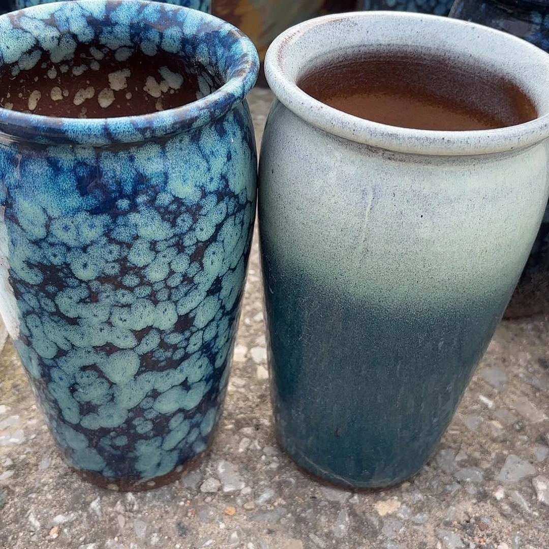 紫砂花盆蓝绿两个口径13高度23