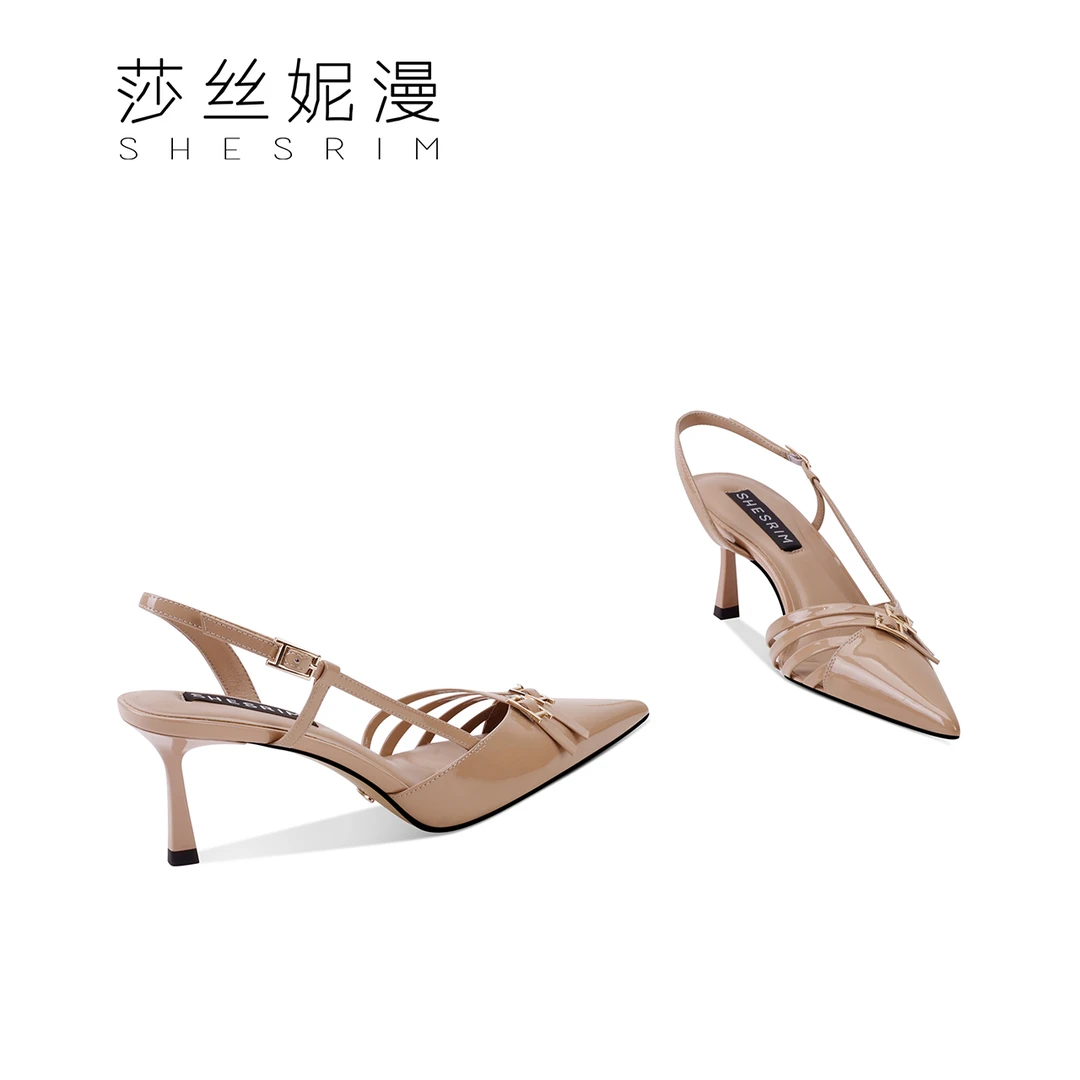 314-2025新款黑色包头粗跟凉鞋尖头性感漆皮后空6.5cm低跟凉鞋