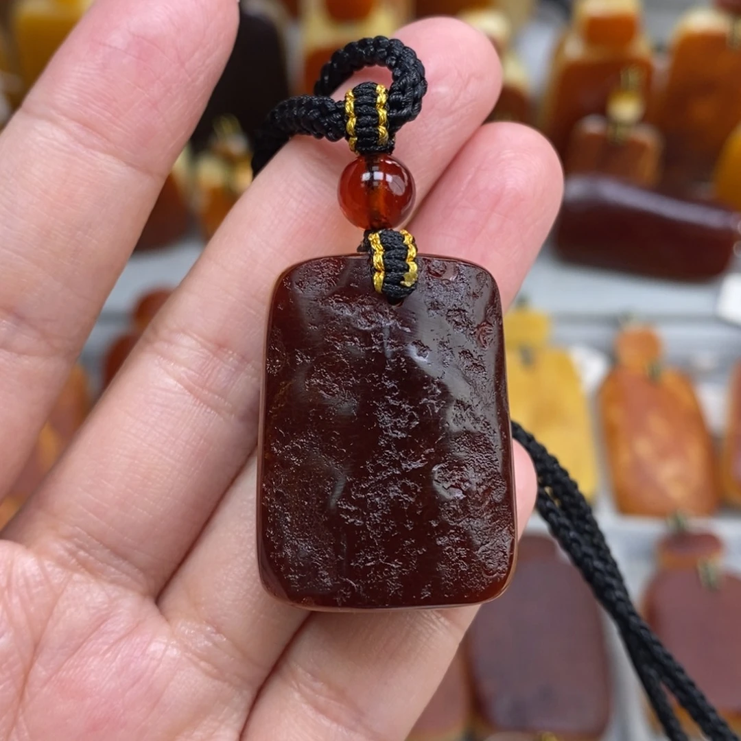 蜜蜡未镶嵌珠宝奇石