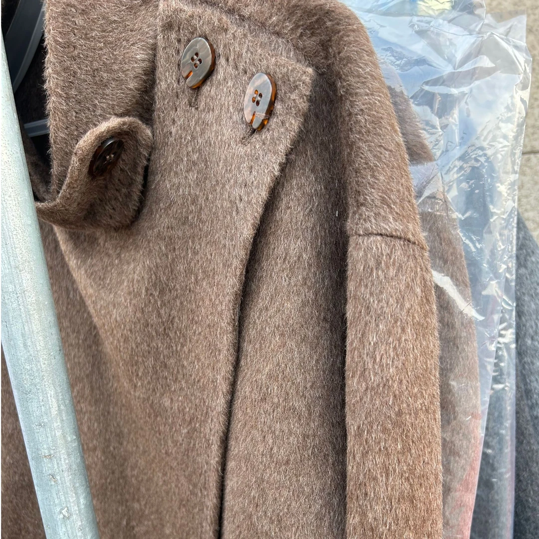 2025新款原创设计师款90%羊毛加10%耗牛绒轻奢高级感气质百搭外套