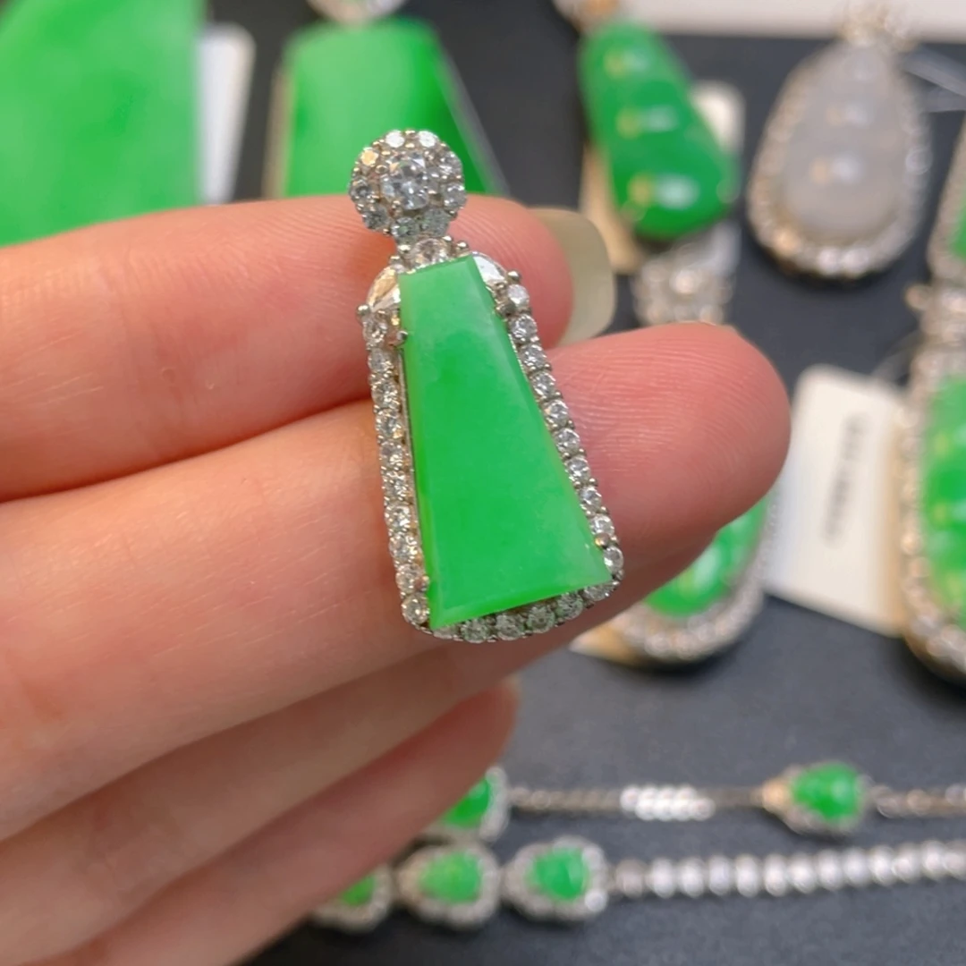 翡翠银S925镶嵌吊坠(不含链)