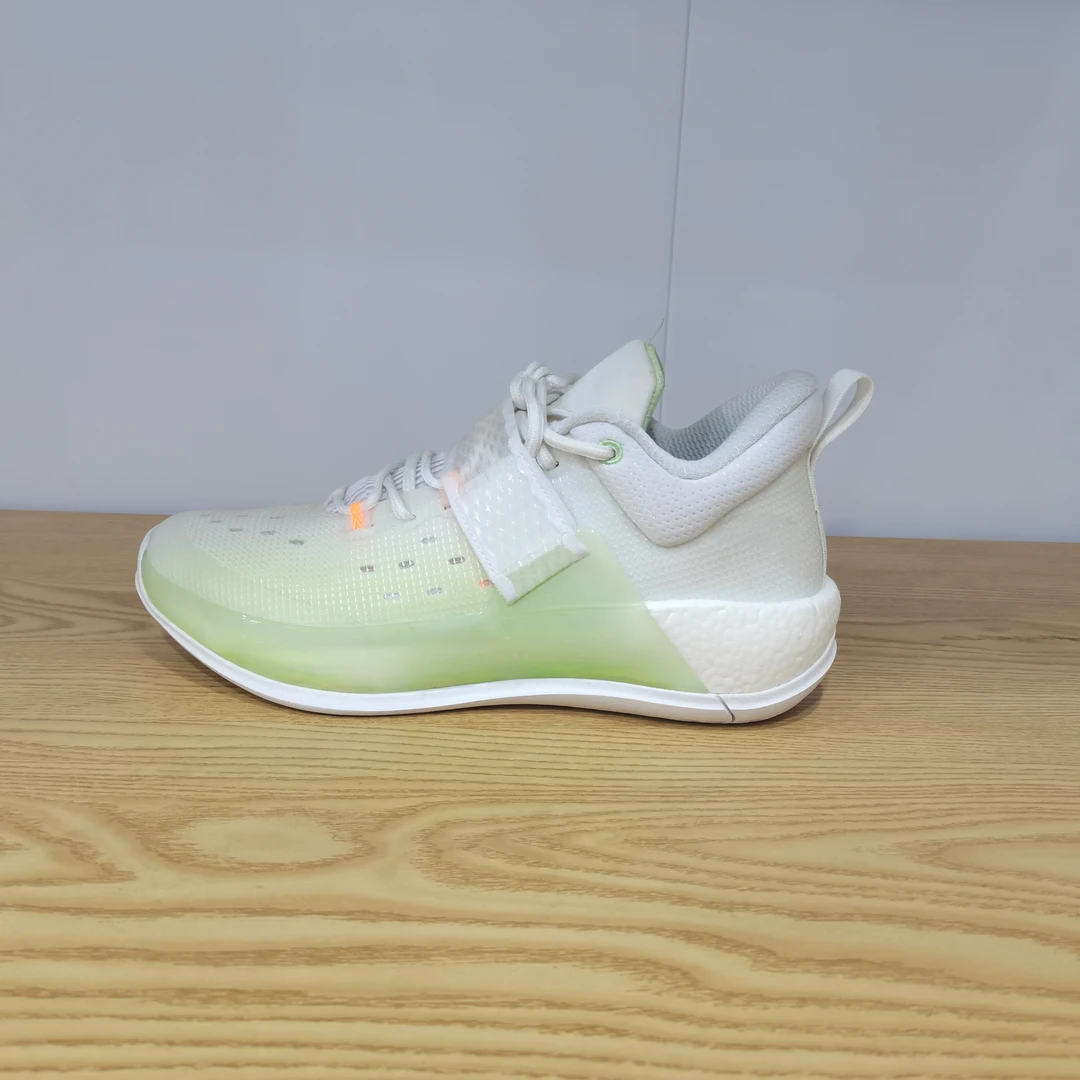 男士潮流时尚休闲百搭刷会减震运动鞋 1608-111