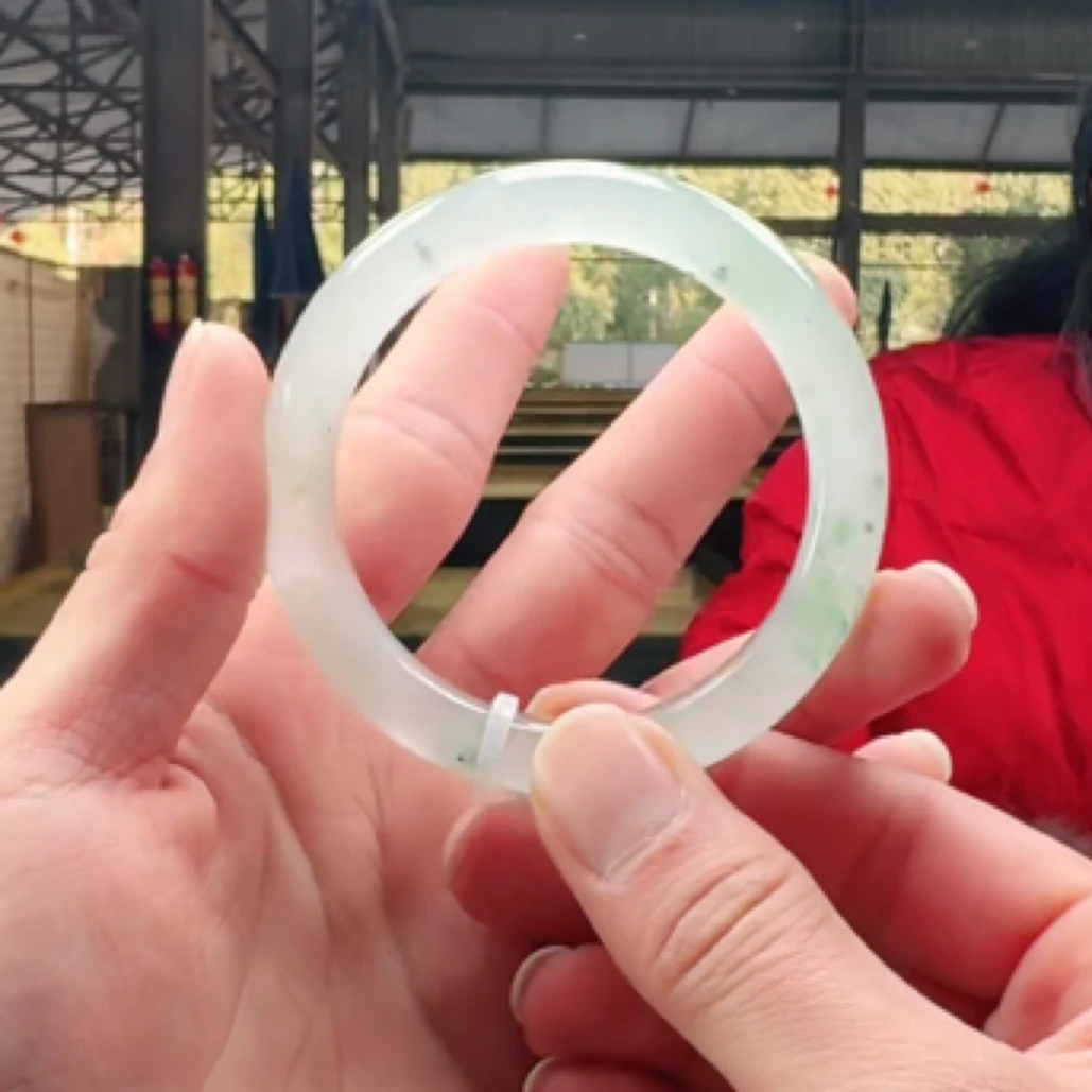 玉镯严选/天然冰飘花非洲翠-手镯