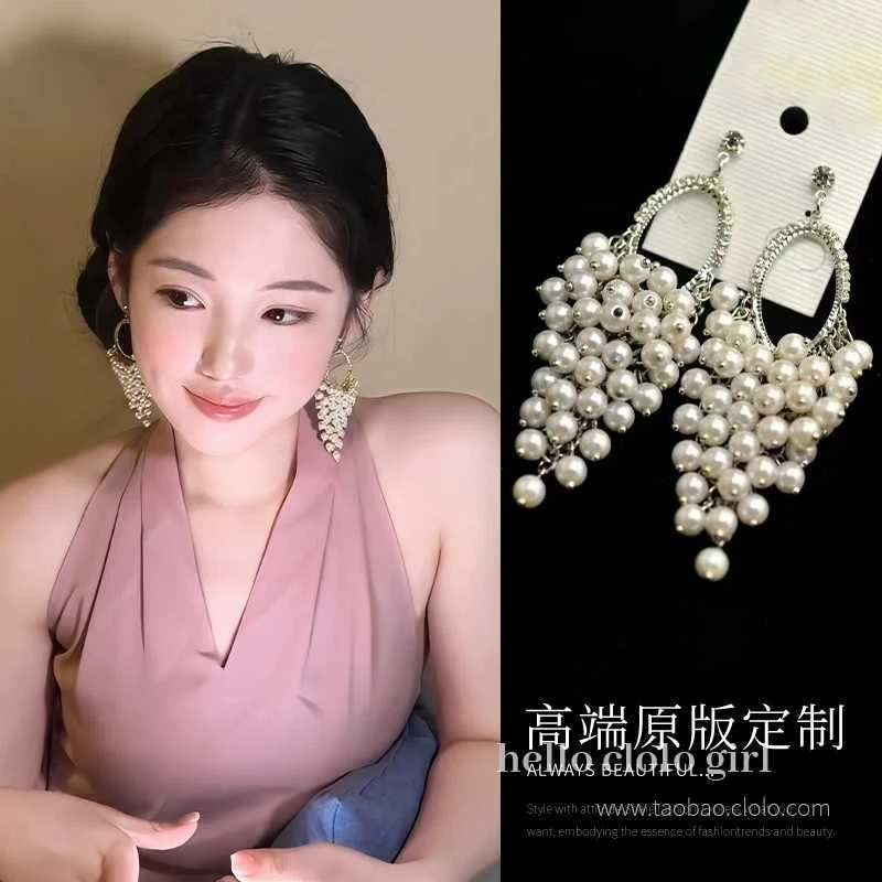 铜合金仿珍珠耳饰 百搭轻奢时尚红色气质圆脸/宫廷原创长款夸张高