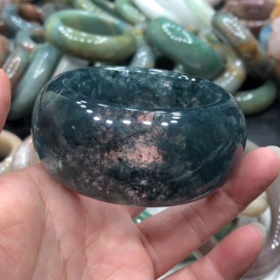 未镶嵌石英质玉珠宝半成品平***界