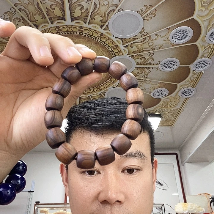 大叶紫檀（黑酸枝木类）3703