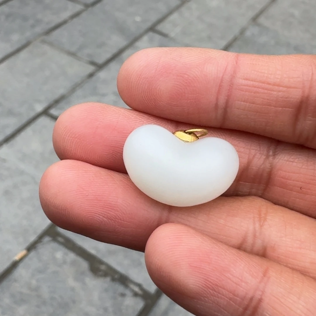 和田玉18K金镶嵌颈饰俄料白玉相思豆TZ多样性拍一发一