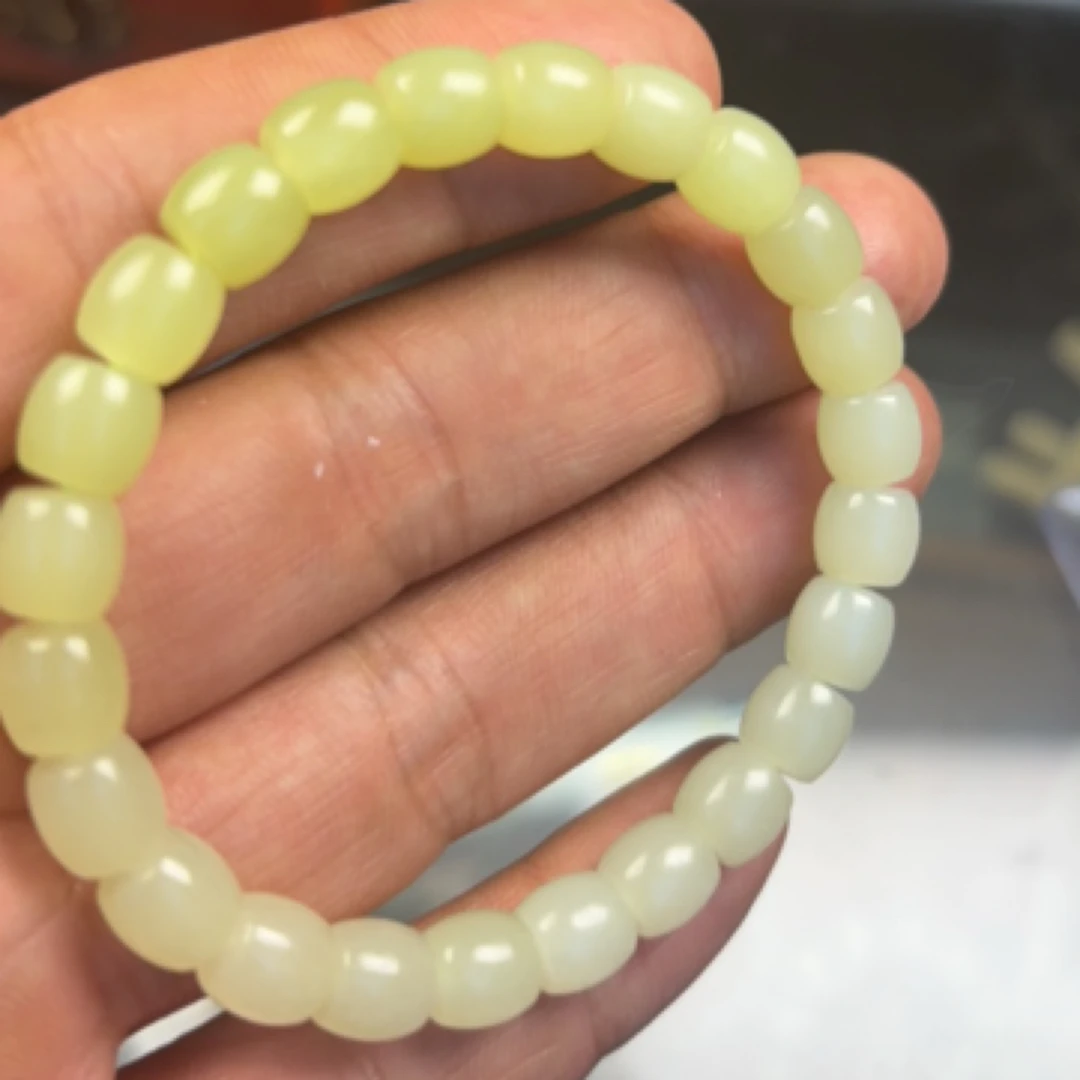 新疆和田玉精品渐变手串