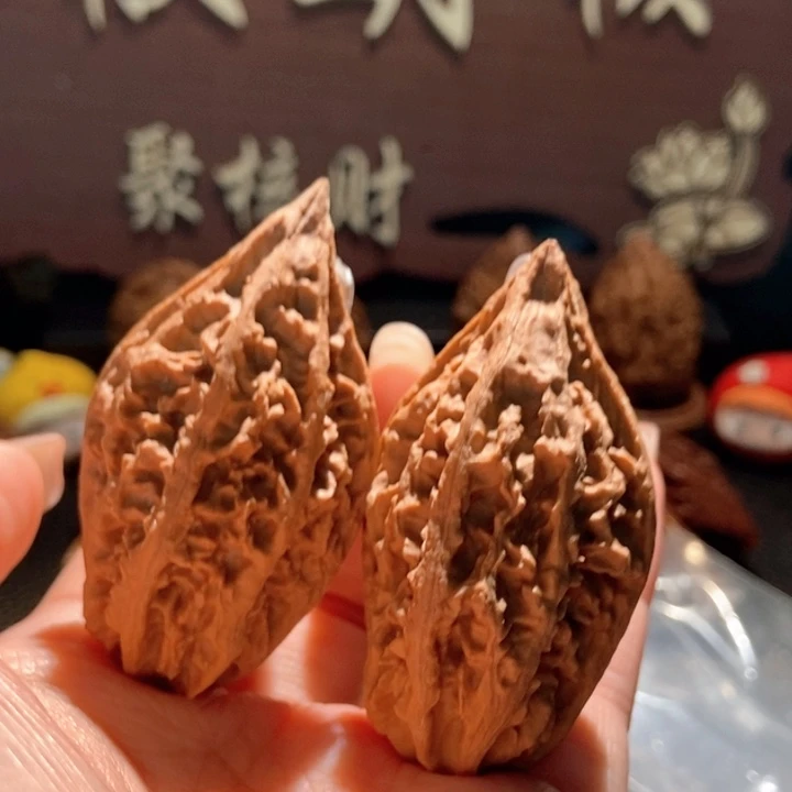 吊坠文玩核桃聚核财婉楸58