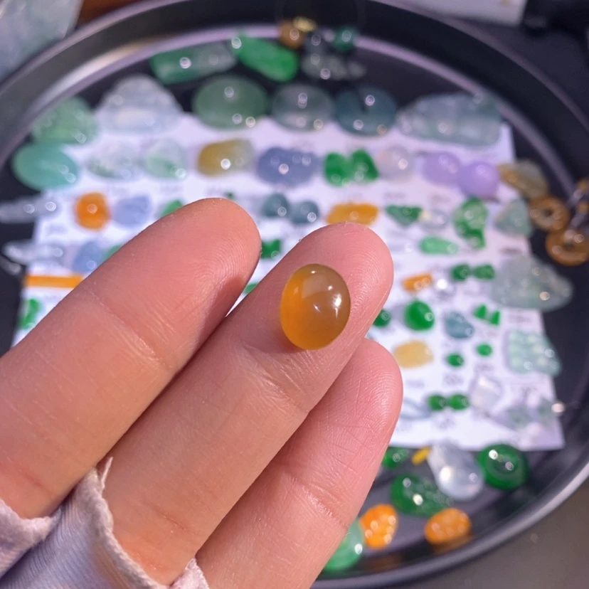 【闪购商品】翡翠挂件未镶嵌蛋