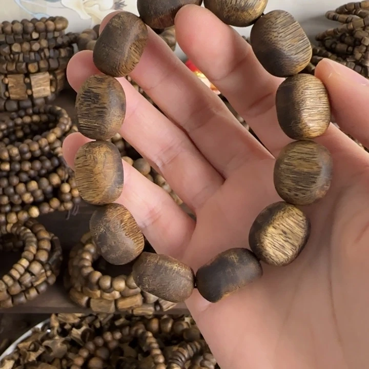 珠串奇楠沉香1.4大留疤13.65克