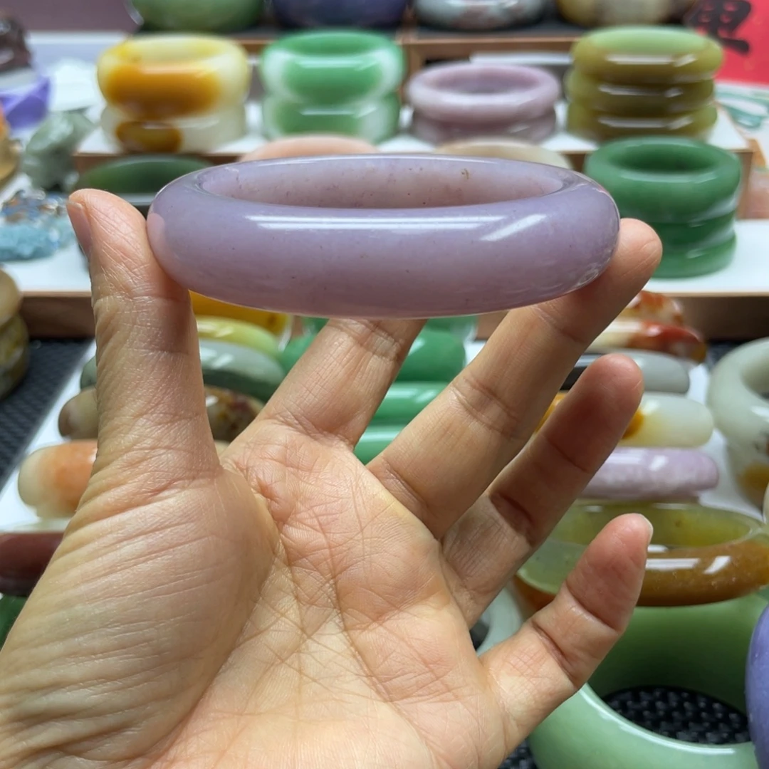 夹***糖石英岩玉未镶嵌手镯