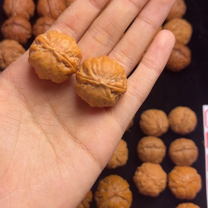 懒***呀吊坠文玩核桃核桃
