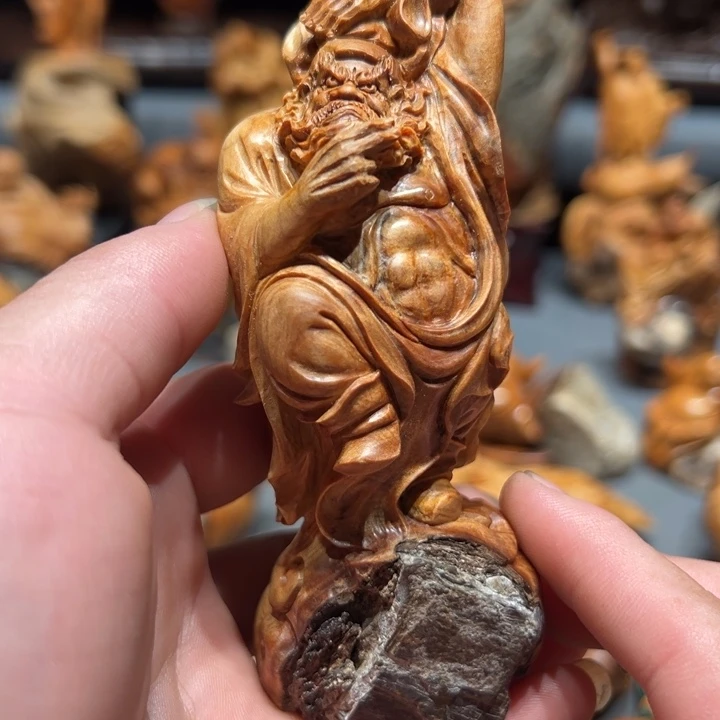 沁***傅柏木（崖柏）点点关注