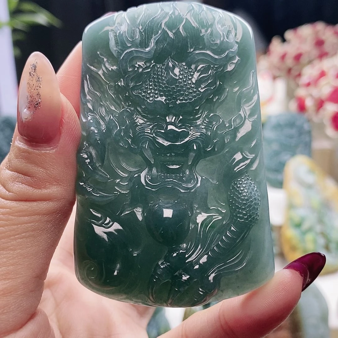 颈饰未镶嵌翡翠】