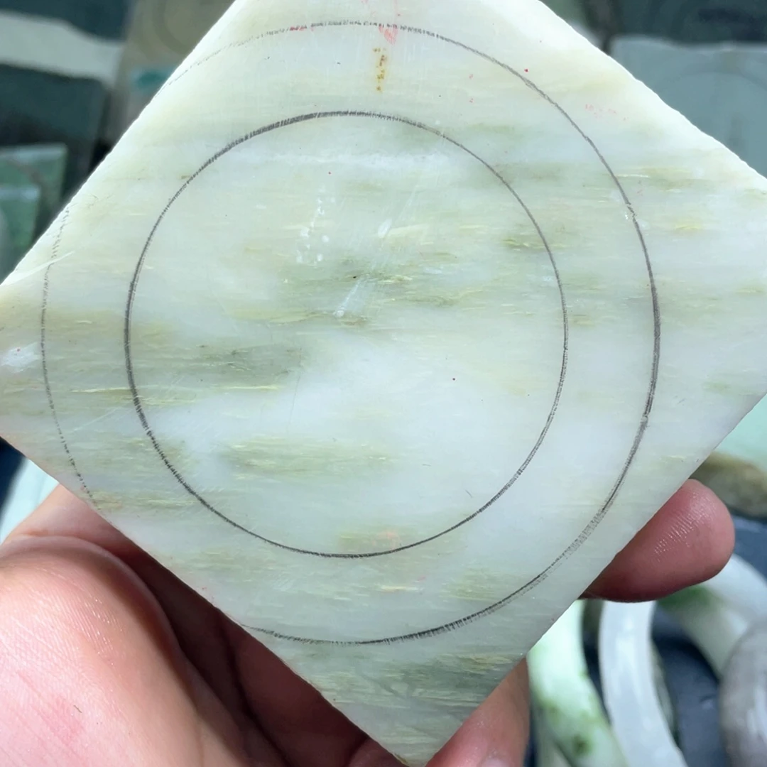 石英质玉定制手镯未镶嵌
