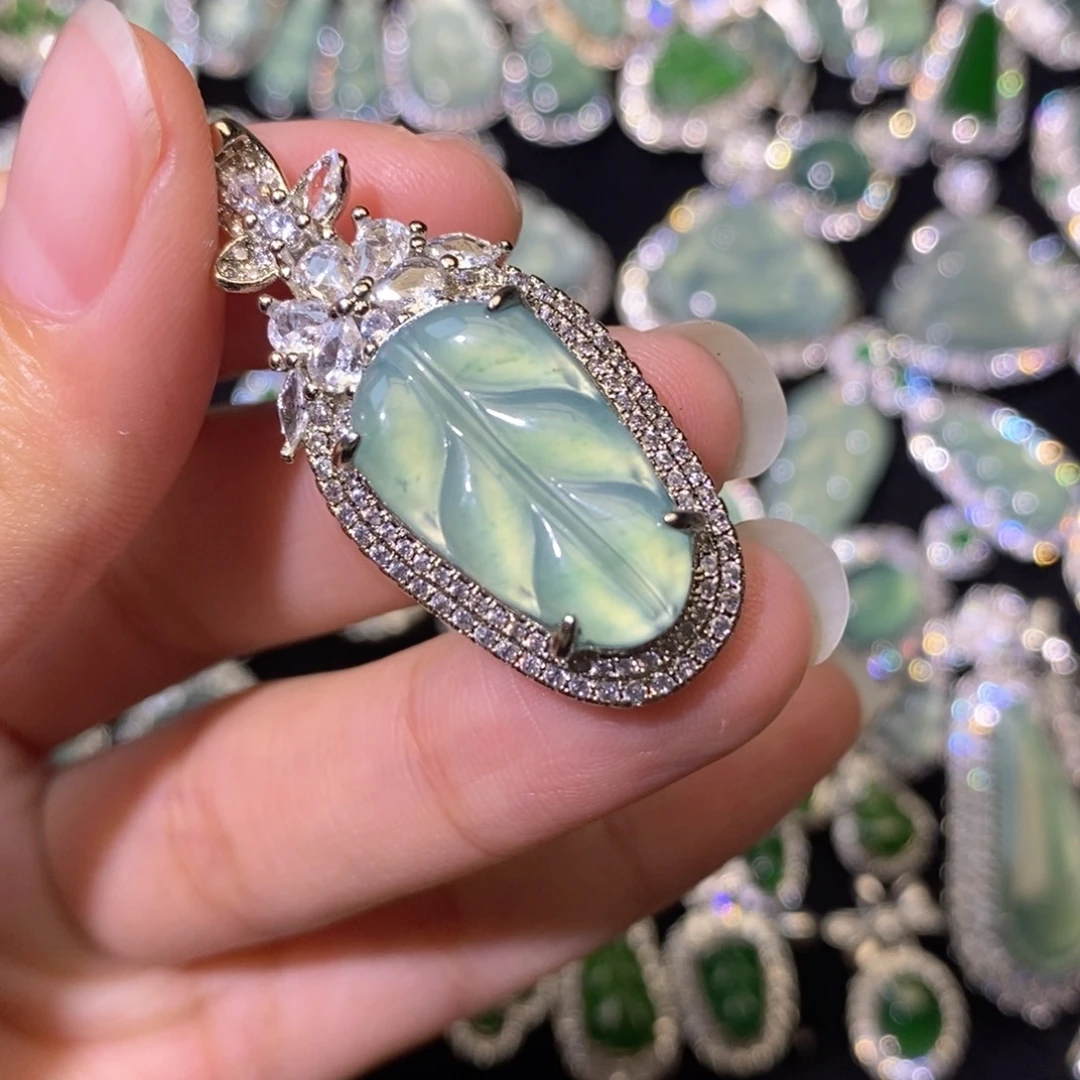 翡翠未镶嵌颈饰天然