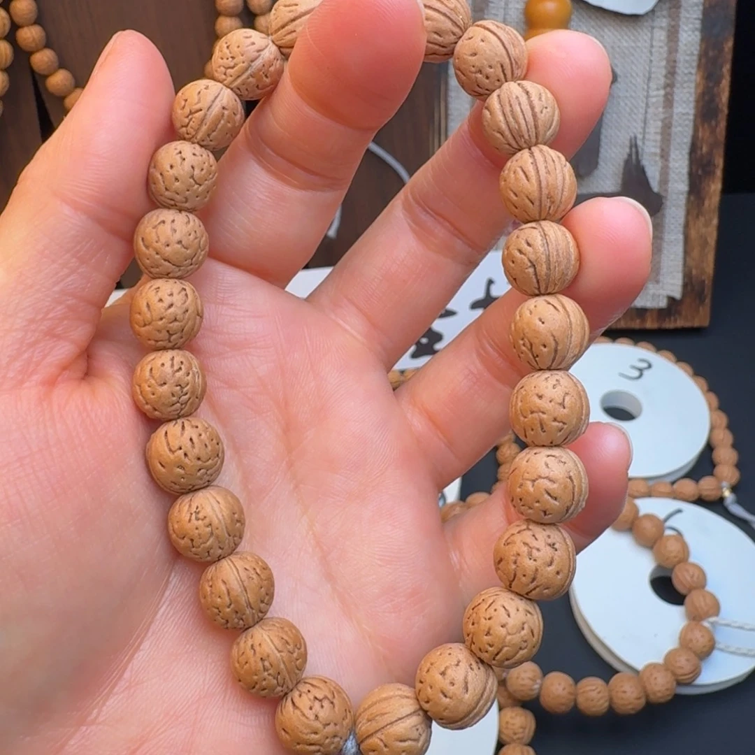 诸***遂手串桃核10➕野生桃核手持