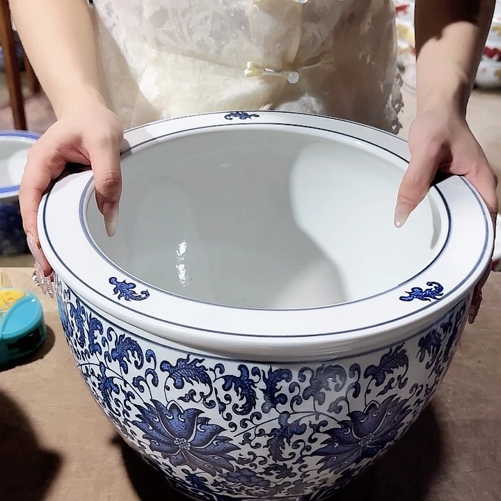 瓷片口径30厘米 高度21厘米