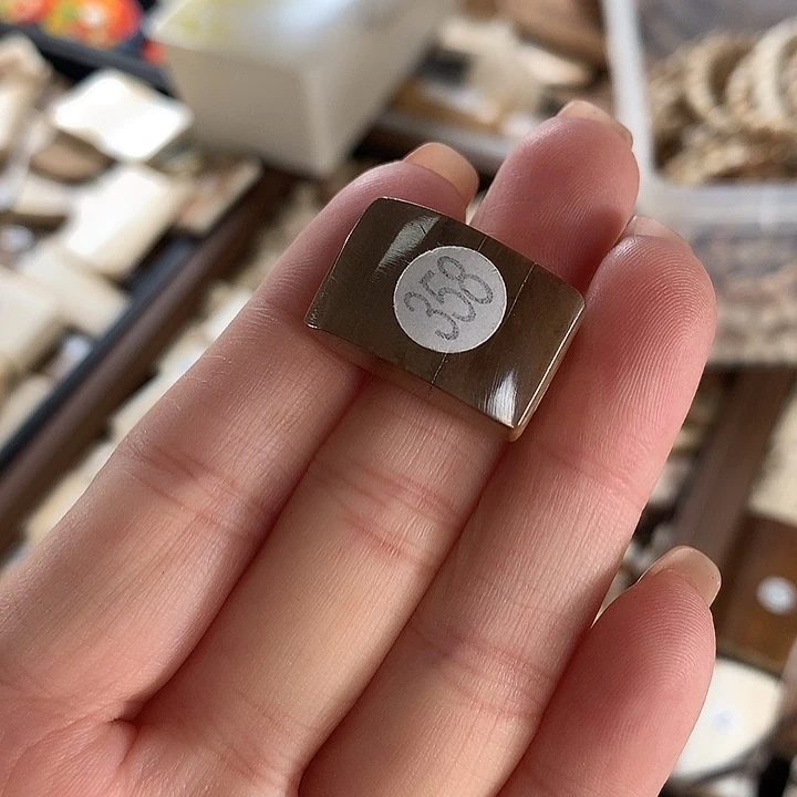 泥塑不打孔联系客服