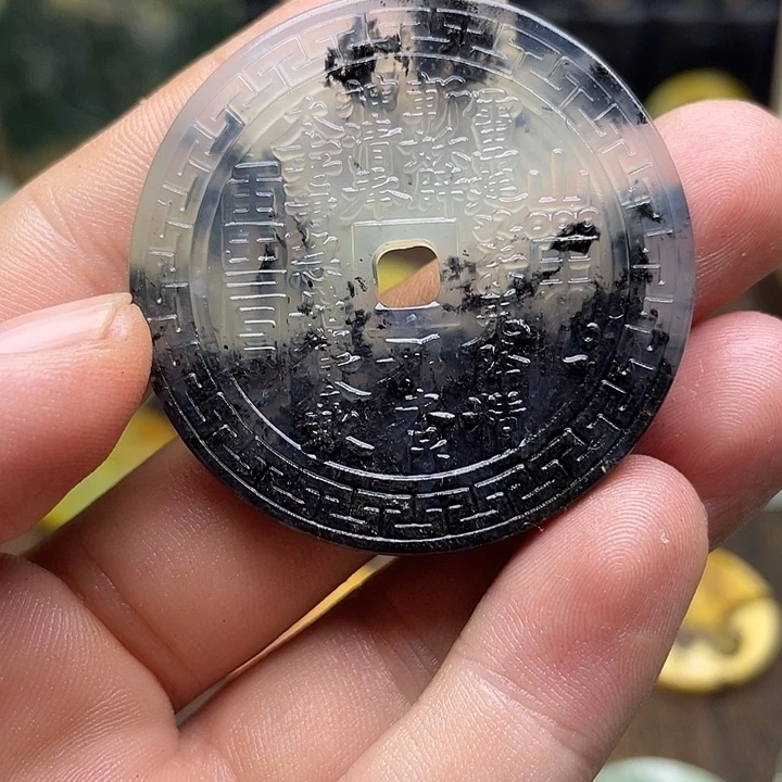 蛇纹石玉挂件合金