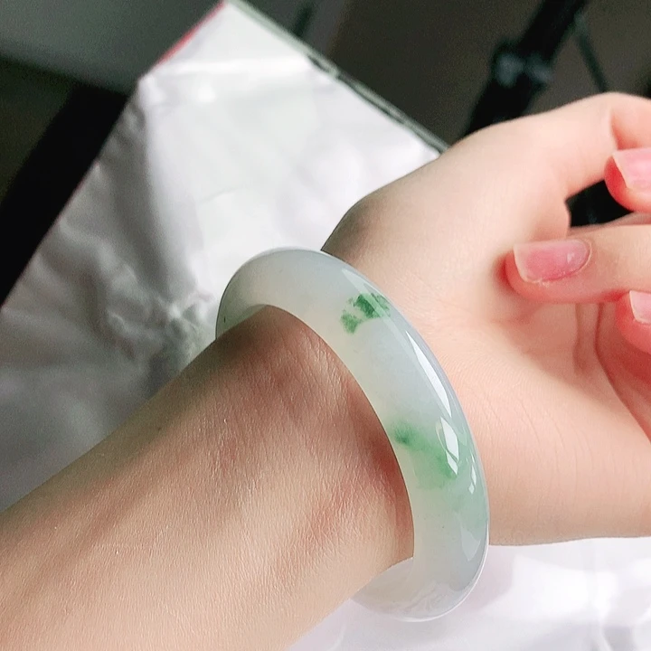 翡翠未镶嵌手镯缅甸天然a货翡翠手镯