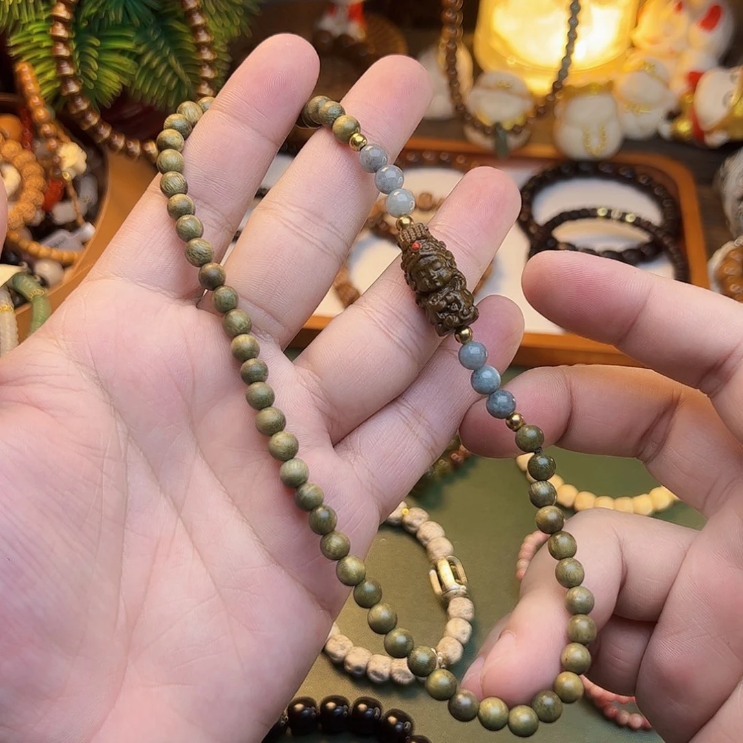 手串/手链维腊木（绿檀）