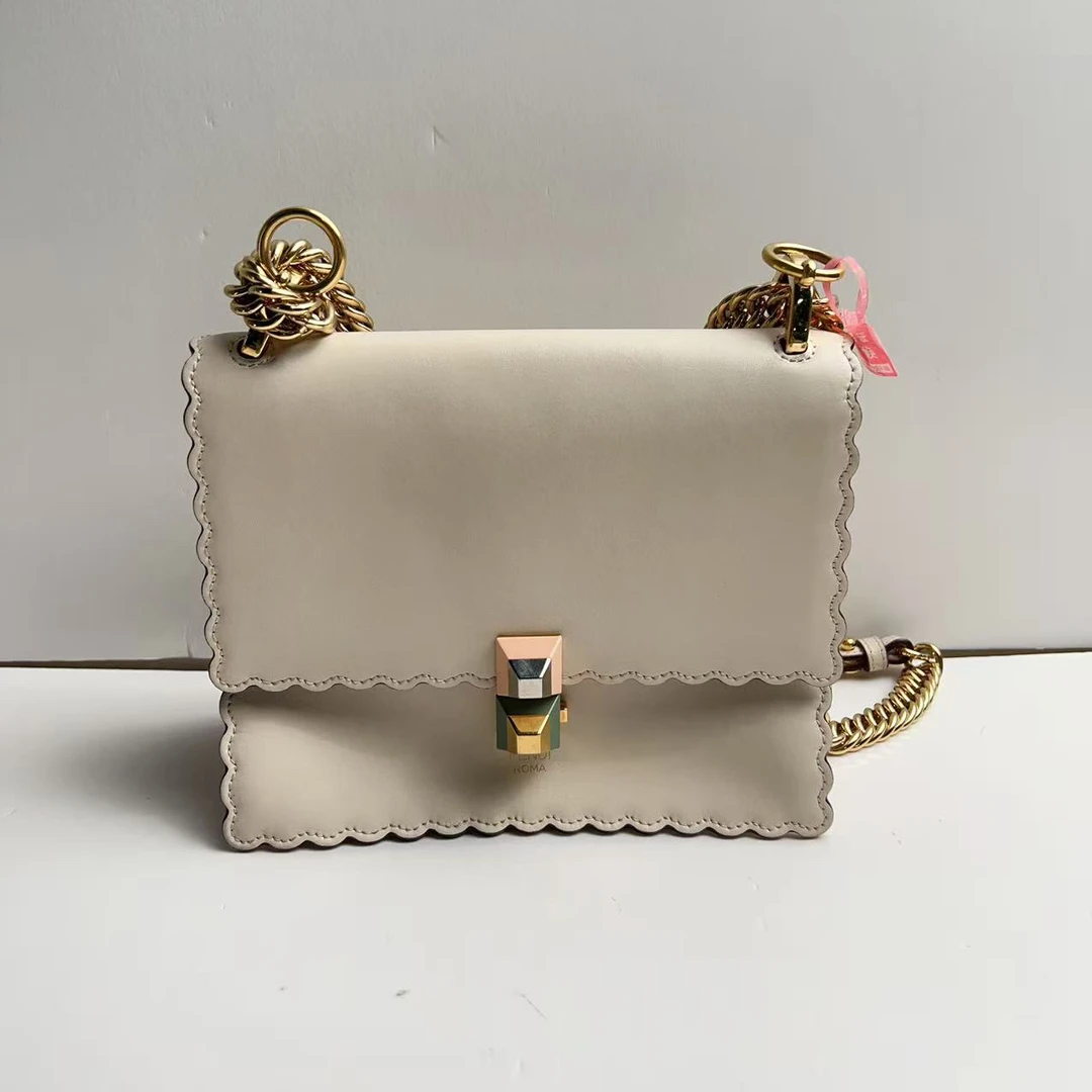 95新 FENDI/芬迪 芬迪白色饼干单肩包