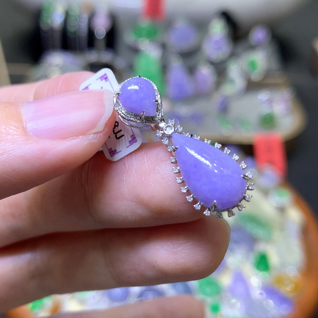 【闪购商品】翡翠颈饰18K金镶嵌翡翠吊坠项链