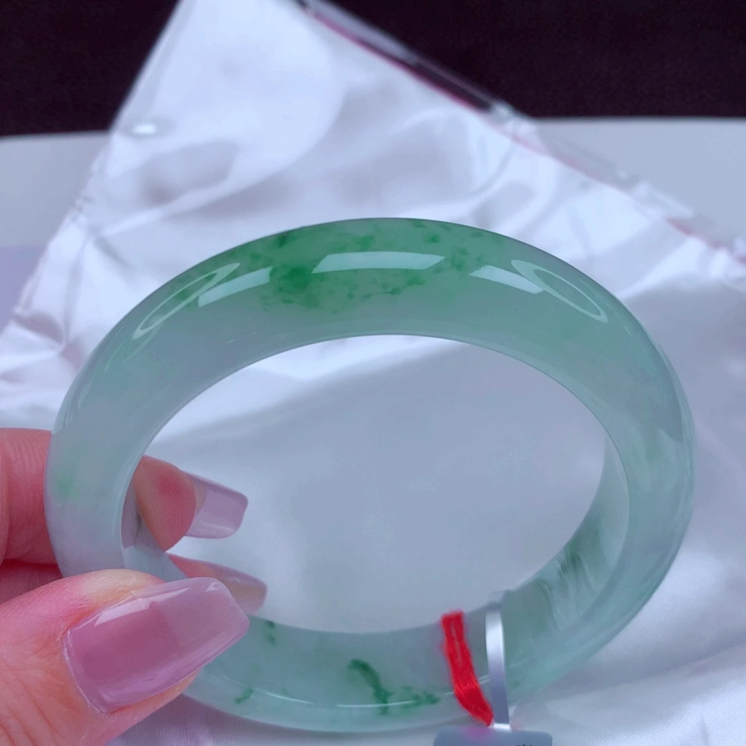 翡翠未镶嵌手镯手镯