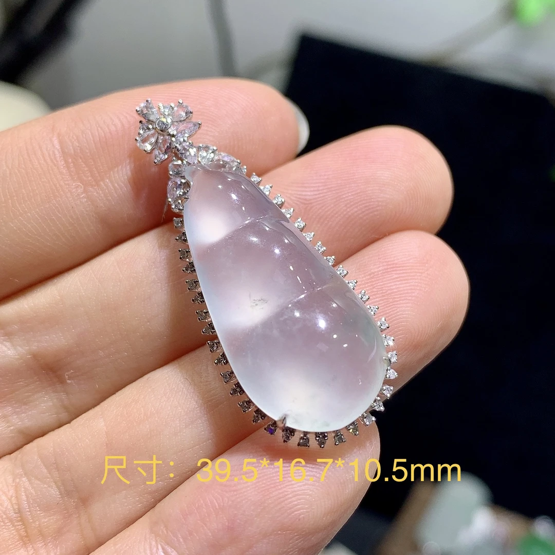 缅甸天然A货翡翠 冰种起光起纲白冰豆子翡翠吊坠 18k金镶
