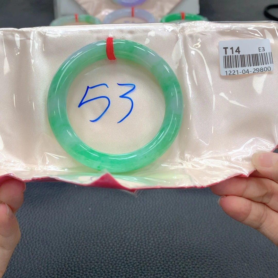 翡翠未镶嵌手镯27