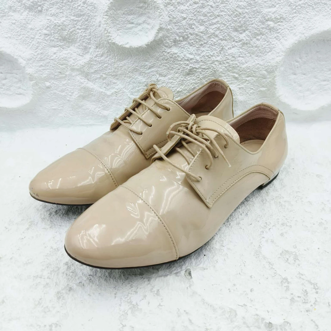 99新 MIU MIU/缪缪 缪缪/miumiu/杏色漆皮绑带皮鞋/36.5码/非全新