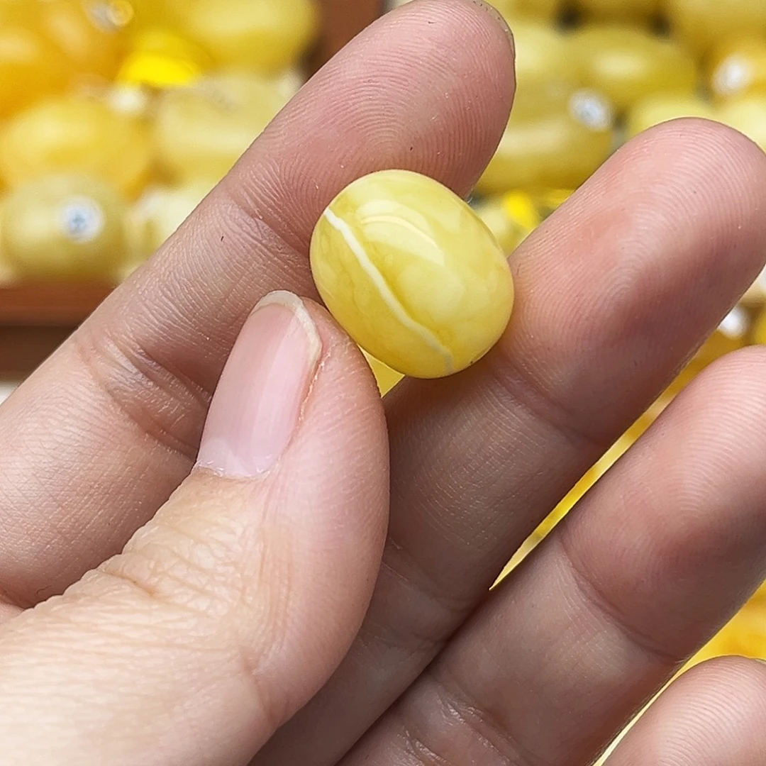 蜜蜡未镶嵌裸石天然