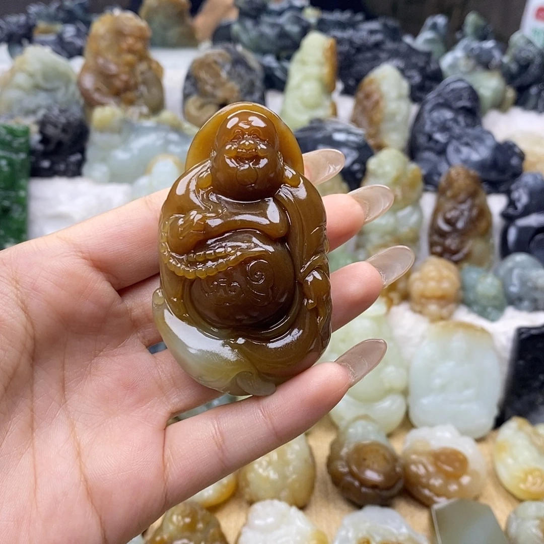 唐***明和田玉未镶嵌颈饰