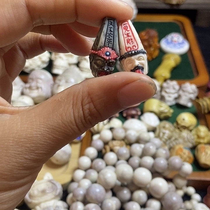 蓓***蕾配饰鹿角雕刻一对出