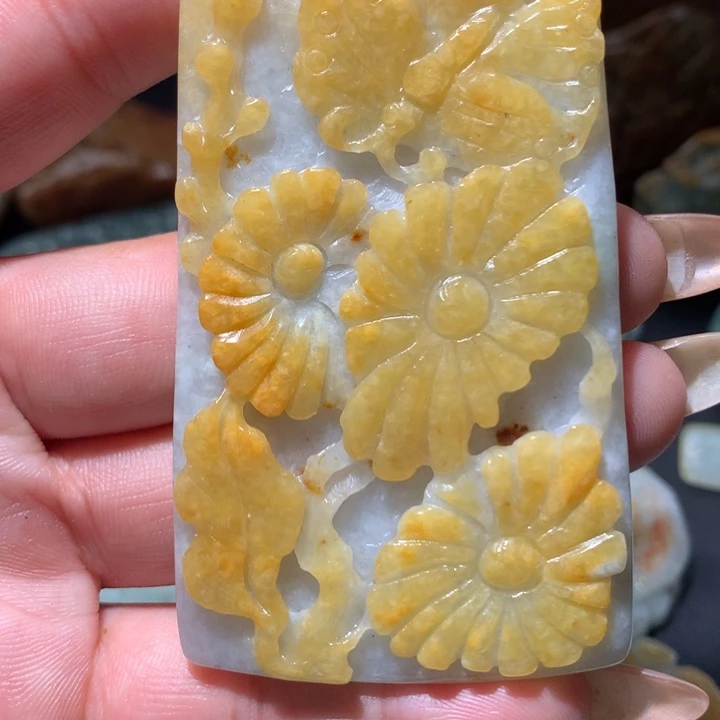 翡翠未镶嵌颈饰保真天然A货翡翠