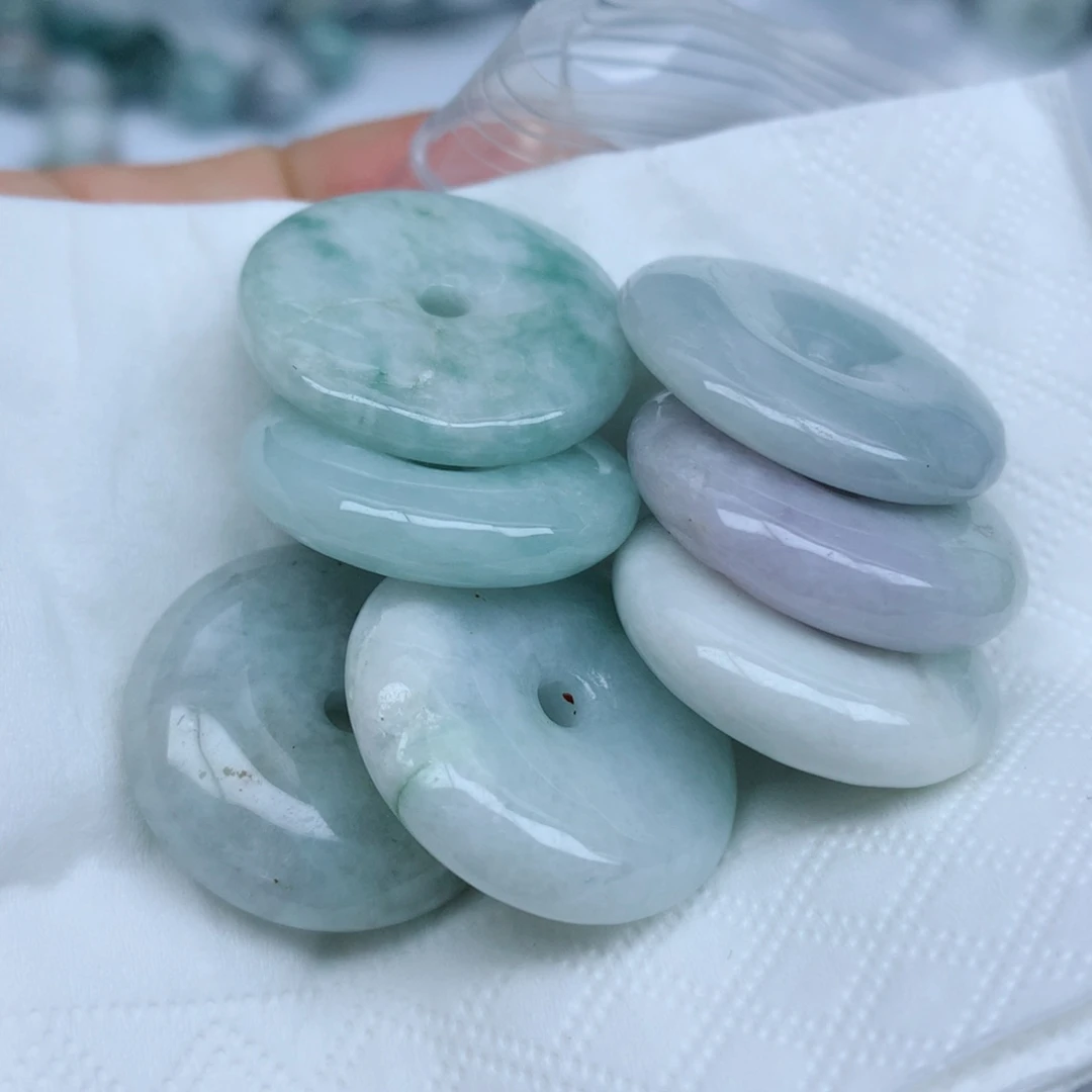 翡翠未镶嵌颈饰珠珠子