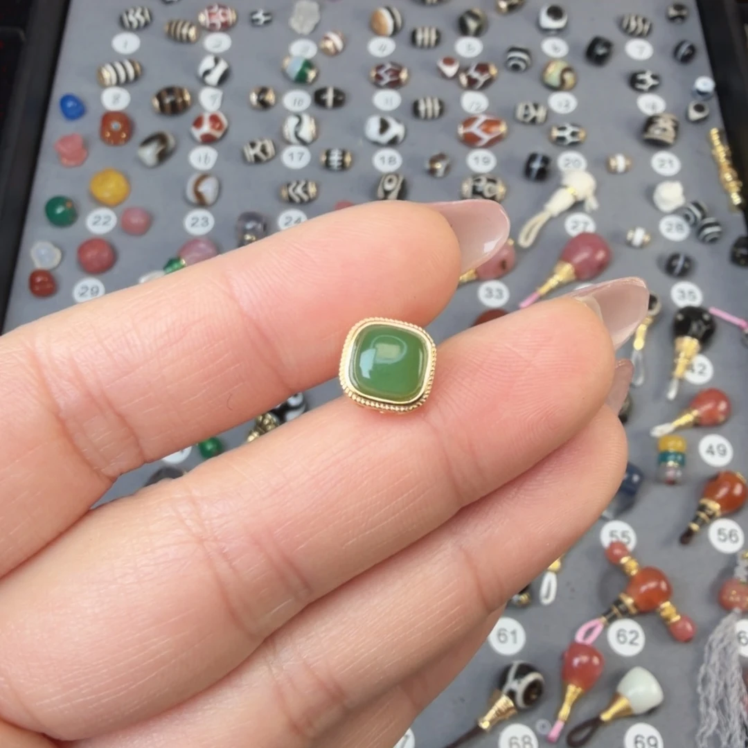 玛瑙/玉髓未镶嵌饰品