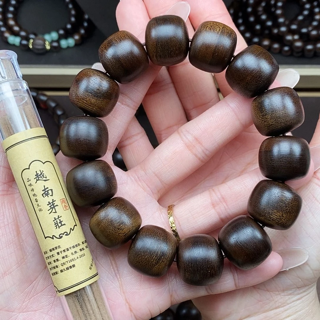 沉香越南芽庄白棋楠玉化1.8桶珠单圈