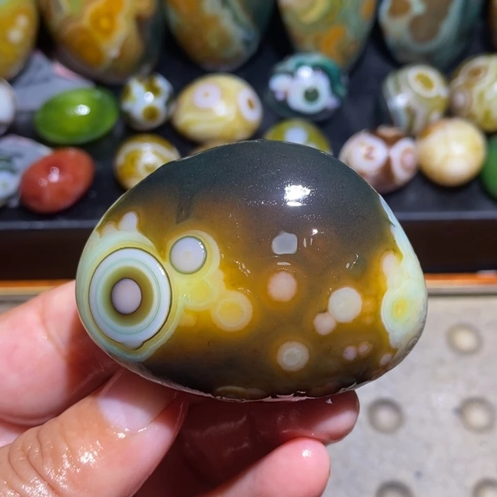 玛瑙/玉髓未镶嵌珠宝半成品