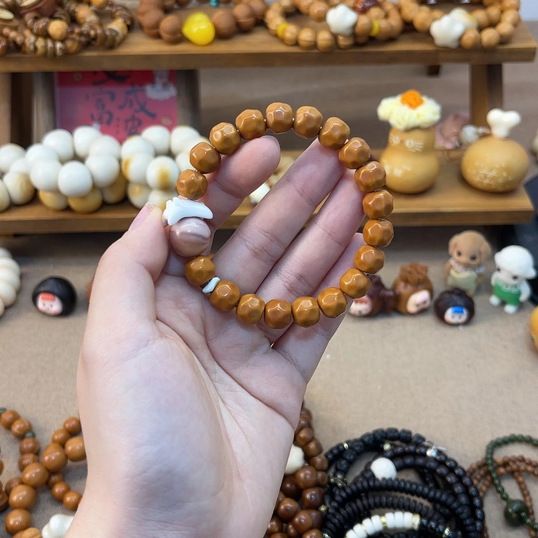 猴头核桃吊坠猴头手串