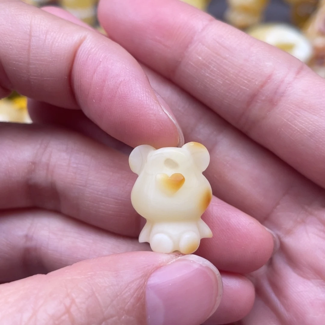 未镶嵌琥珀裸石蜜蜡