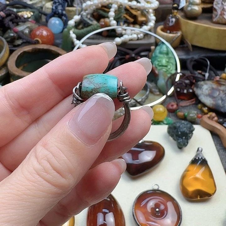 翡翠散珠行**缘翡翠随形原石手工打造