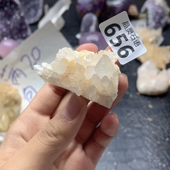 水晶大型摆件（非配饰）未镶嵌