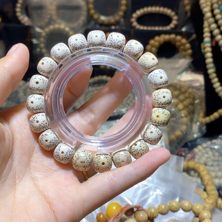 星月菩提吊坠星月菩提手串