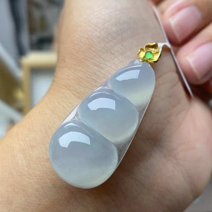 【闪购商品】颈饰18K金镶嵌翡翠34