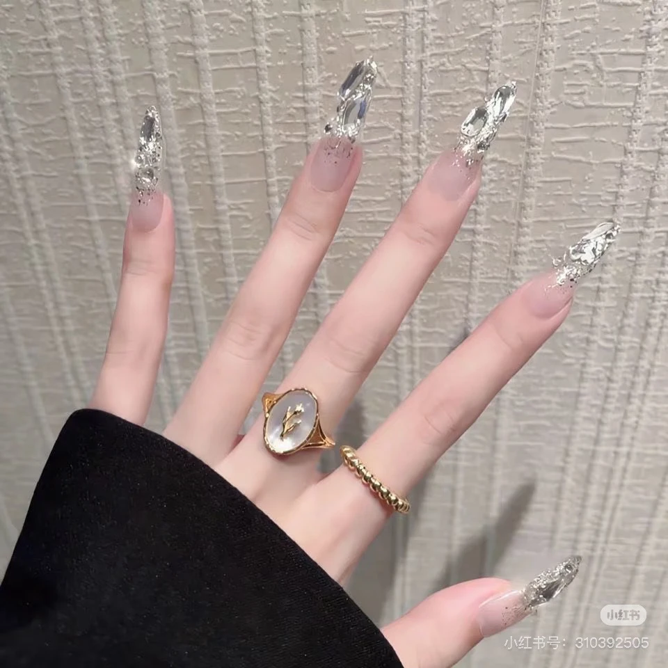 纯手工穿戴甲满钻爆闪裸色美甲长款轻奢假指甲学生甲新娘甲细长